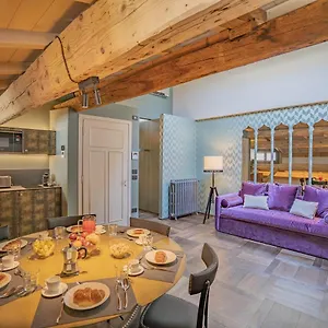 https://corte-rubbi-10-luxury-three-bedroom-apartment-dimora.hotelslidodijesolo.com